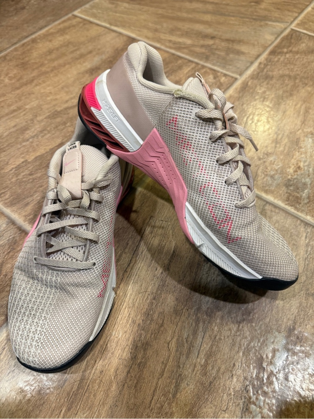 Nike Women's Sz 8.5 Metcon Pink Barley Rose Hyperlift Running Training Shoes